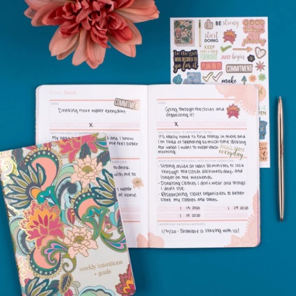 Erin Condren Weekly Intentions + Goals Petite Planner - Picture 2 of 16